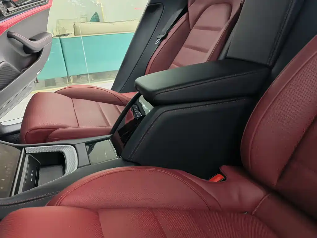 Porsche Panamera — миниатюра 11