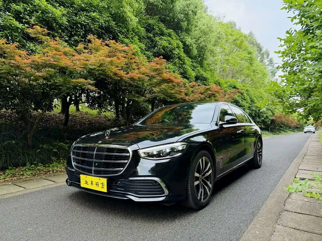 Mercedes-Benz S-Class 2022