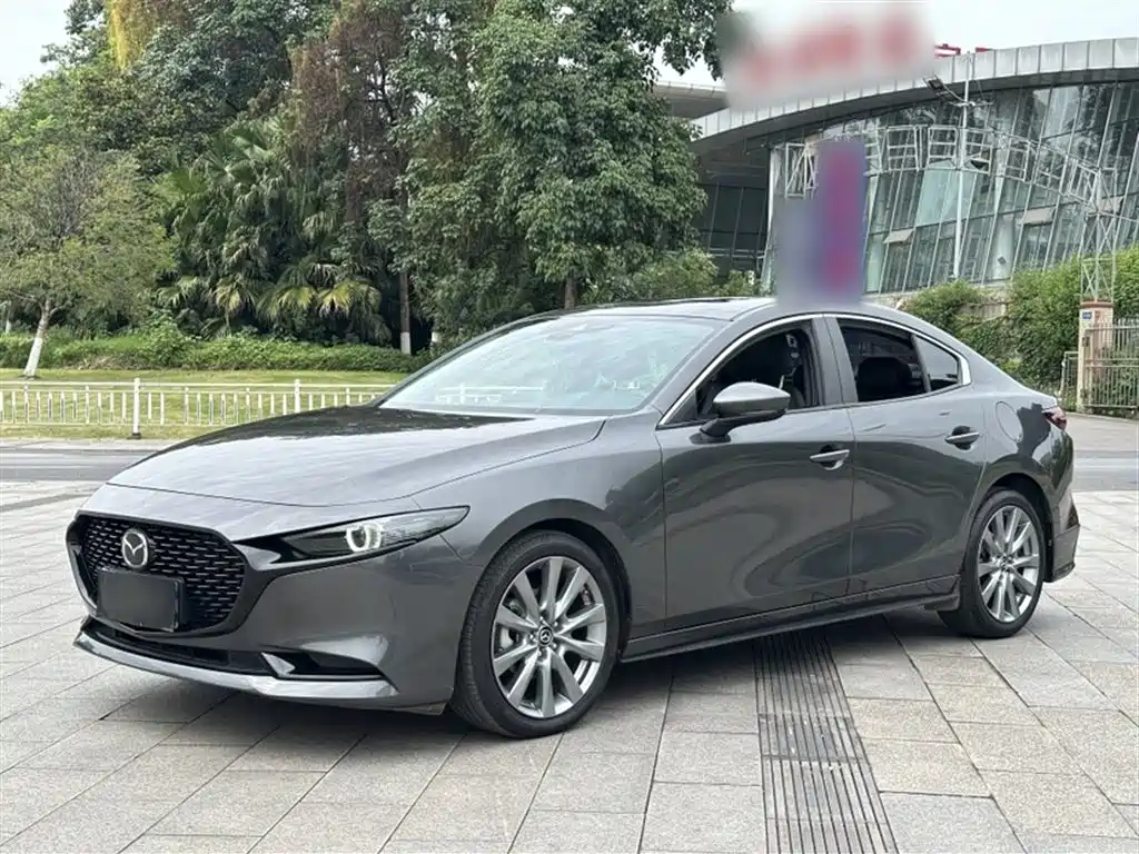 Купить Mazda 3 Axela
