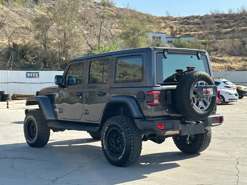 Jeep Wrangler — миниатюра 7