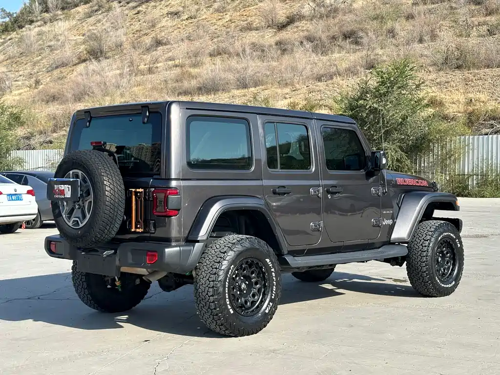 Jeep Wrangler — миниатюра 9