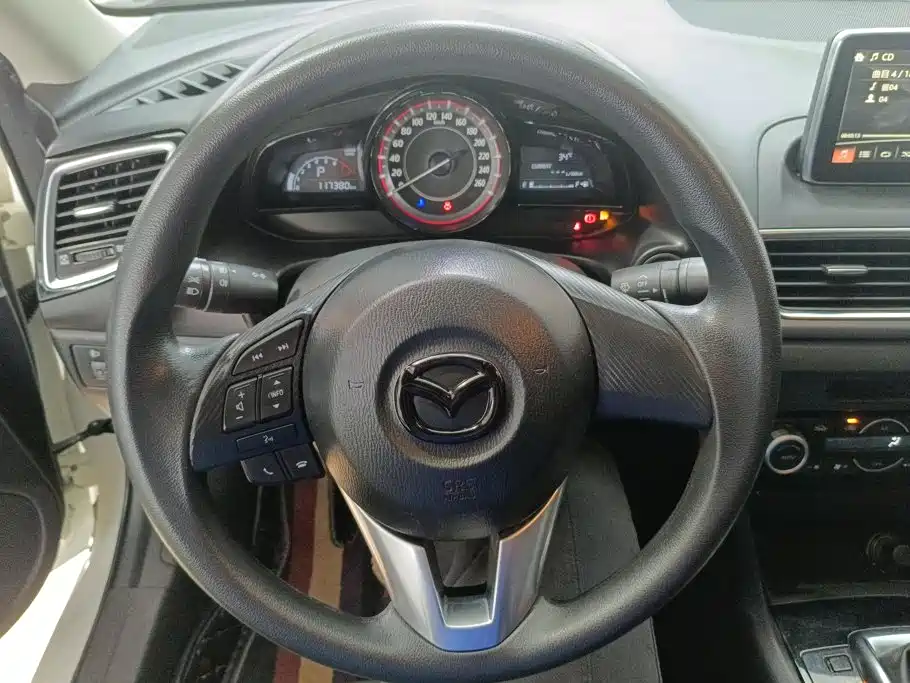 Mazda 3 Axela — миниатюра 14