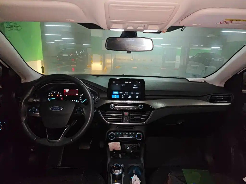 Ford Focus 2020 EcoBoost 180 AT