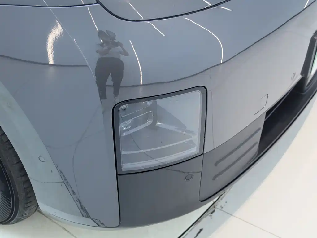 Li Auto Li MEGA — миниатюра 31