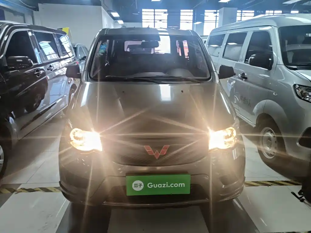 Wuling Hongguang — миниатюра 3