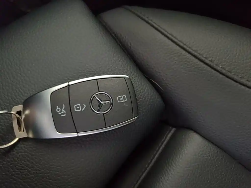 Mercedes-Benz GLB — миниатюра 9