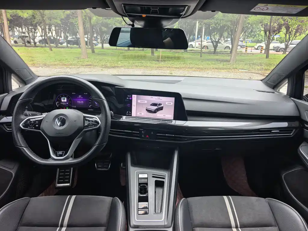 Volkswagen Golf — миниатюра 12