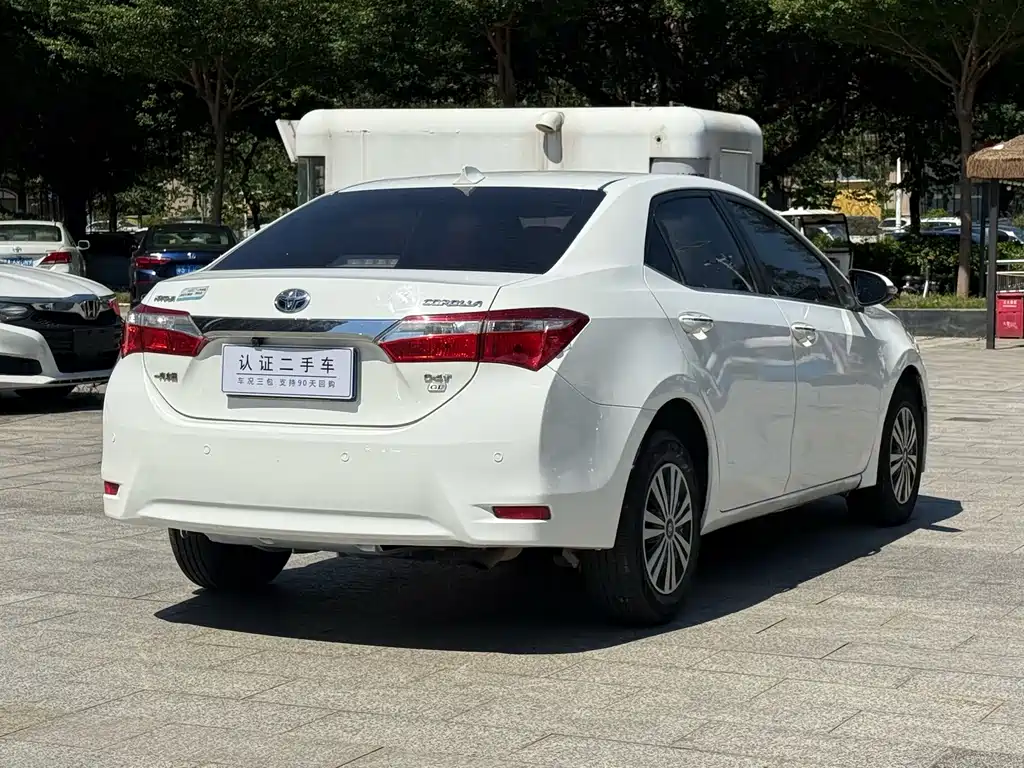 Toyota Corolla — миниатюра 4