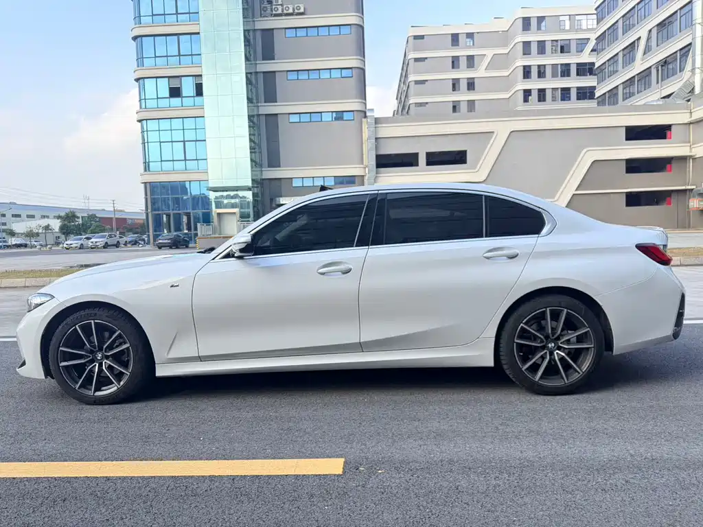 BMW 3 Series 3 2023 320Li M Sport