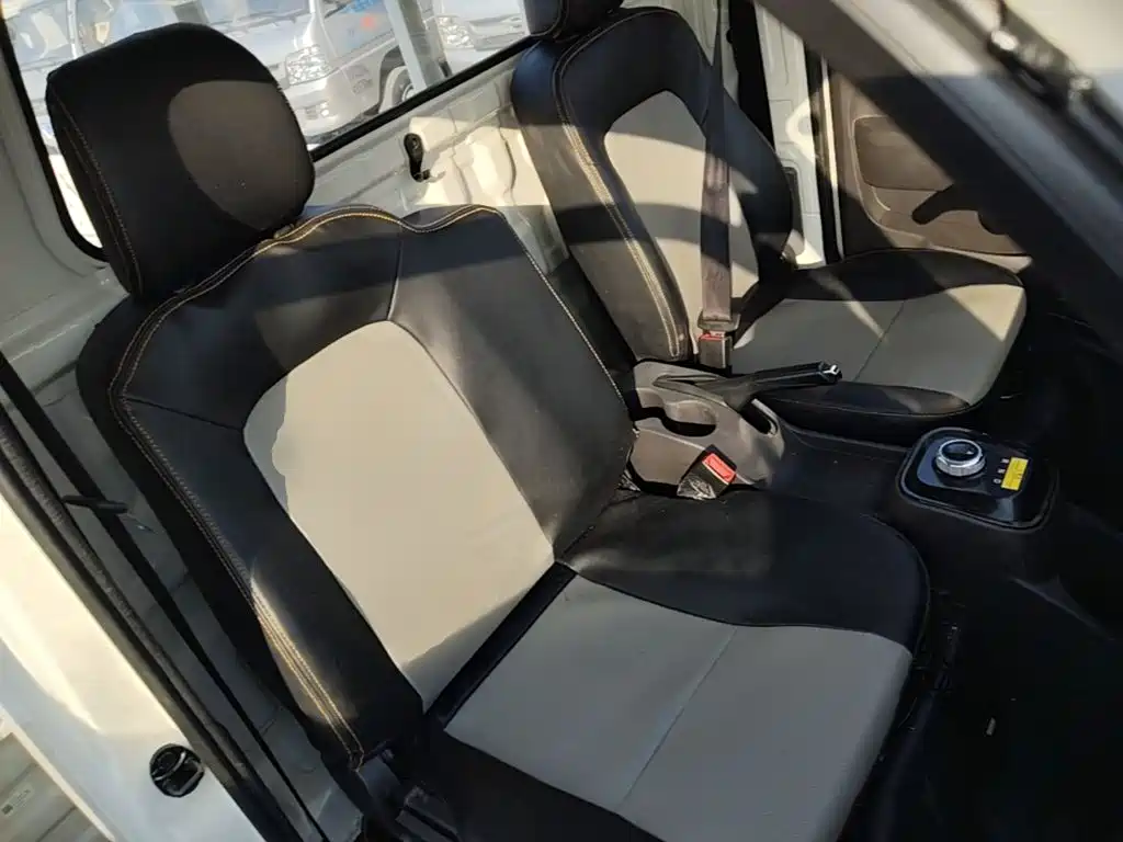 Foton Xiangling M New Energy — миниатюра 25