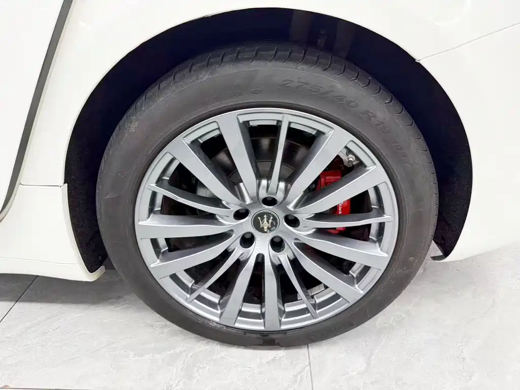 Maserati Ghibli — миниатюра 23