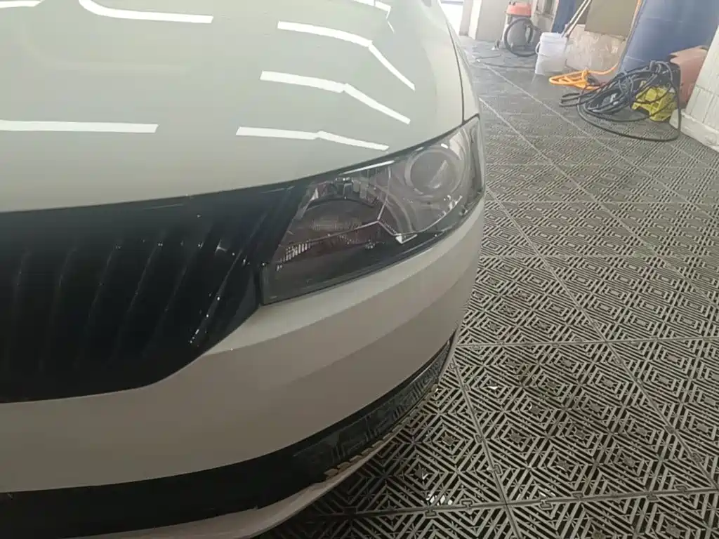 Skoda Rapid Spaceback — миниатюра 24