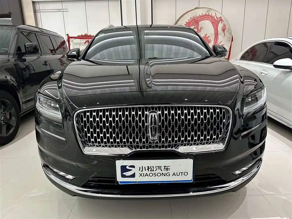 Lincoln Nautilus 2021 2.7T