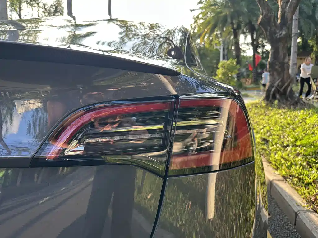 Tesla Model 3 — фотографии объявления, Фото 12