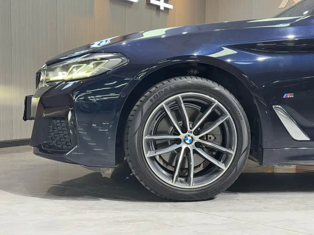 BMW 5 Series 2021 525Li M Sport Package