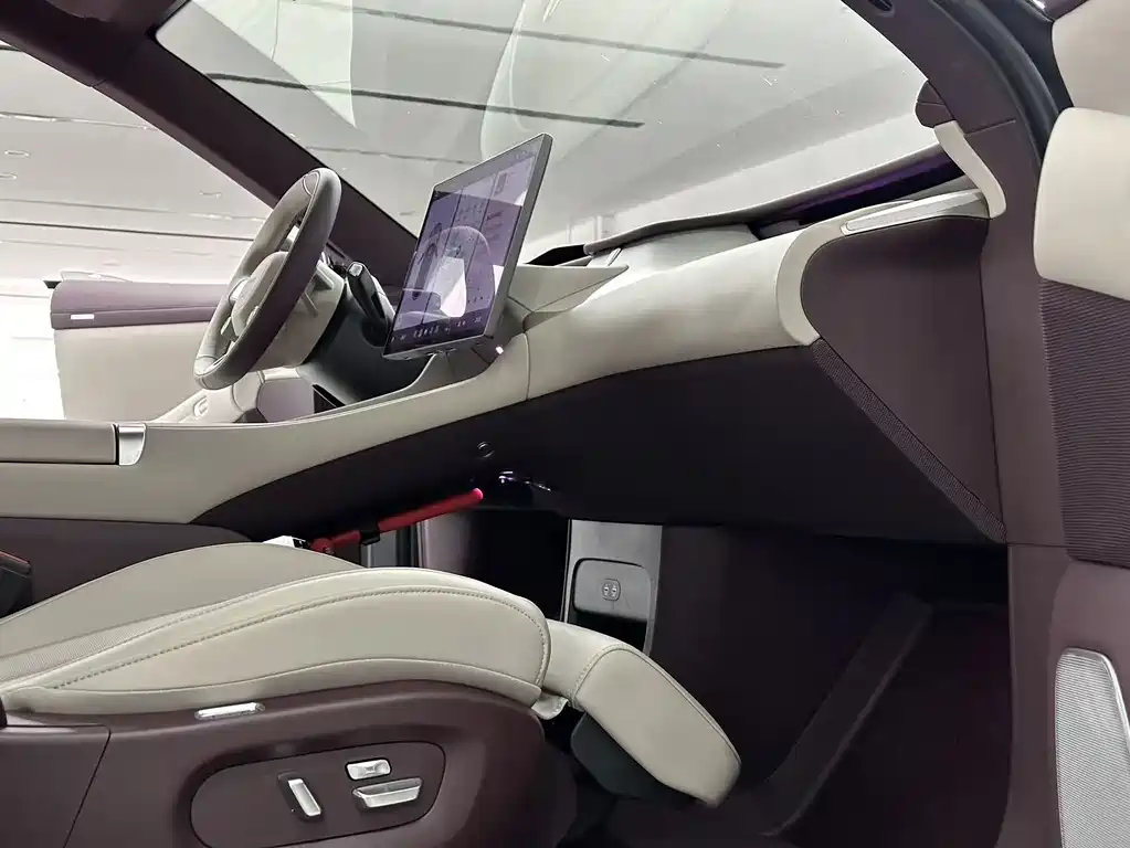 XIAOMI CAR XIAOMI YU7