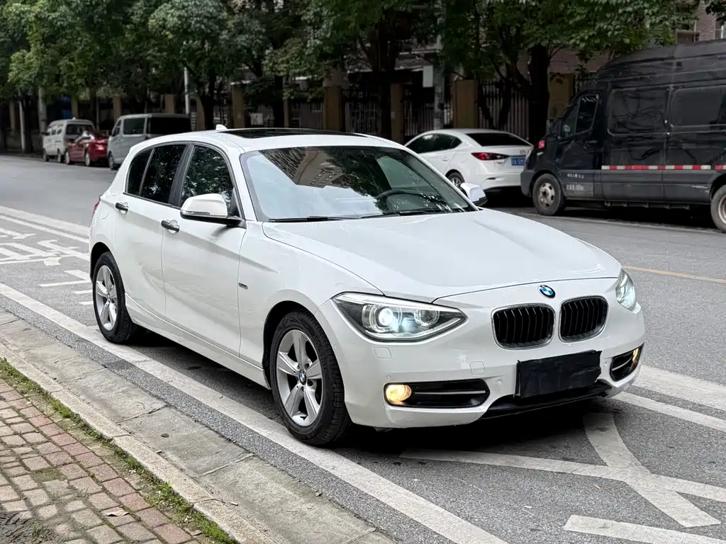 BMW 1 Series 1 2012 118i Sport