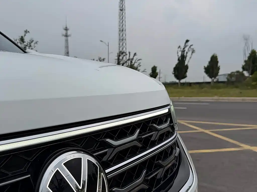 Volkswagen X — миниатюра 24