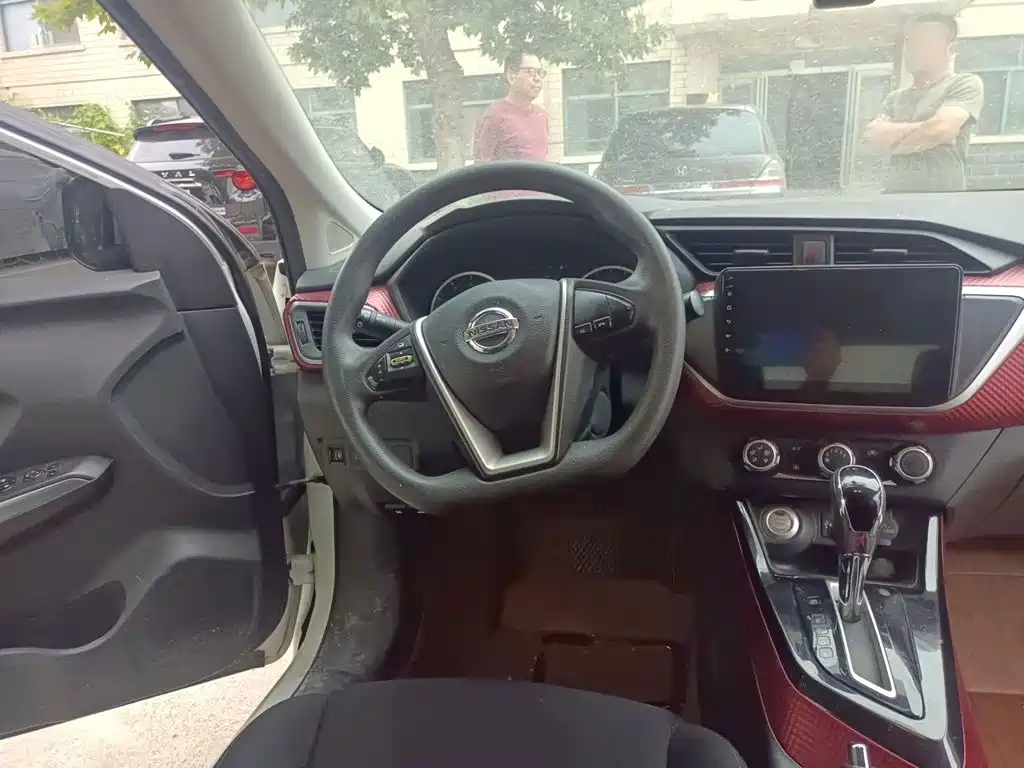 Nissan Bluebird — миниатюра 11