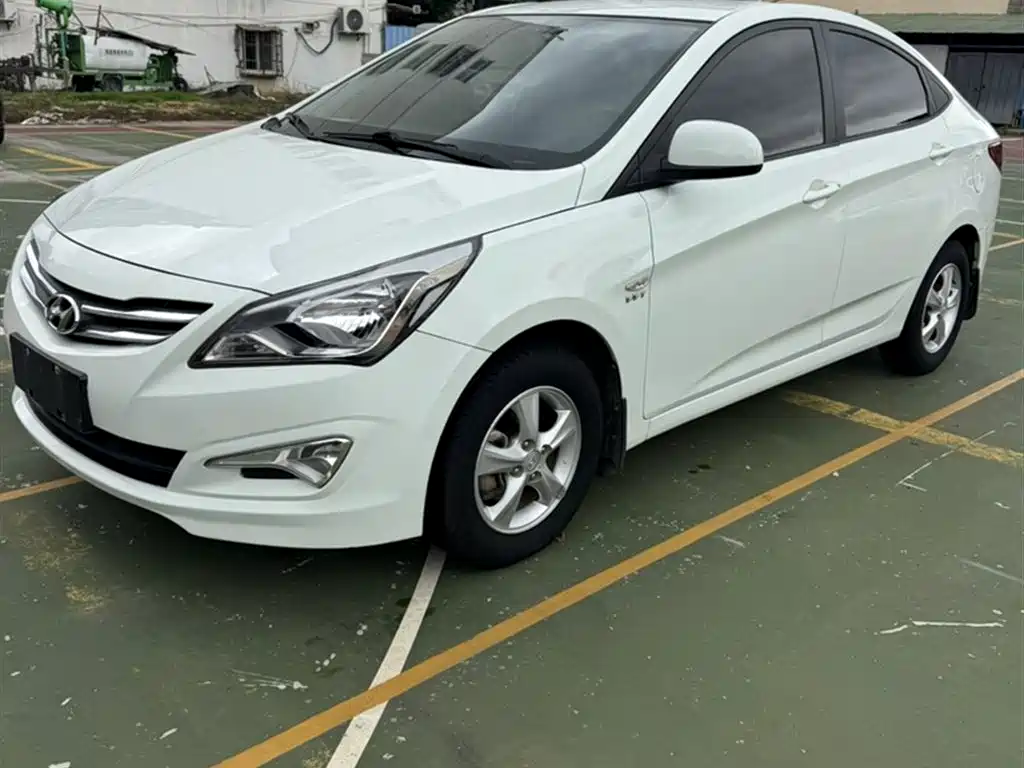 Купить Hyundai Verna
