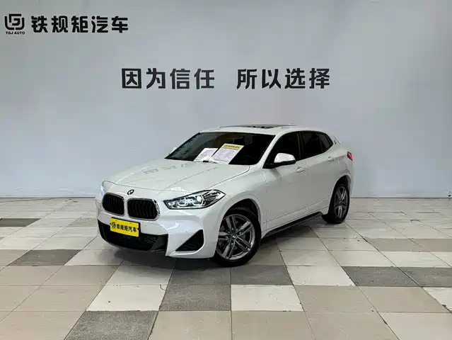 BMW X2