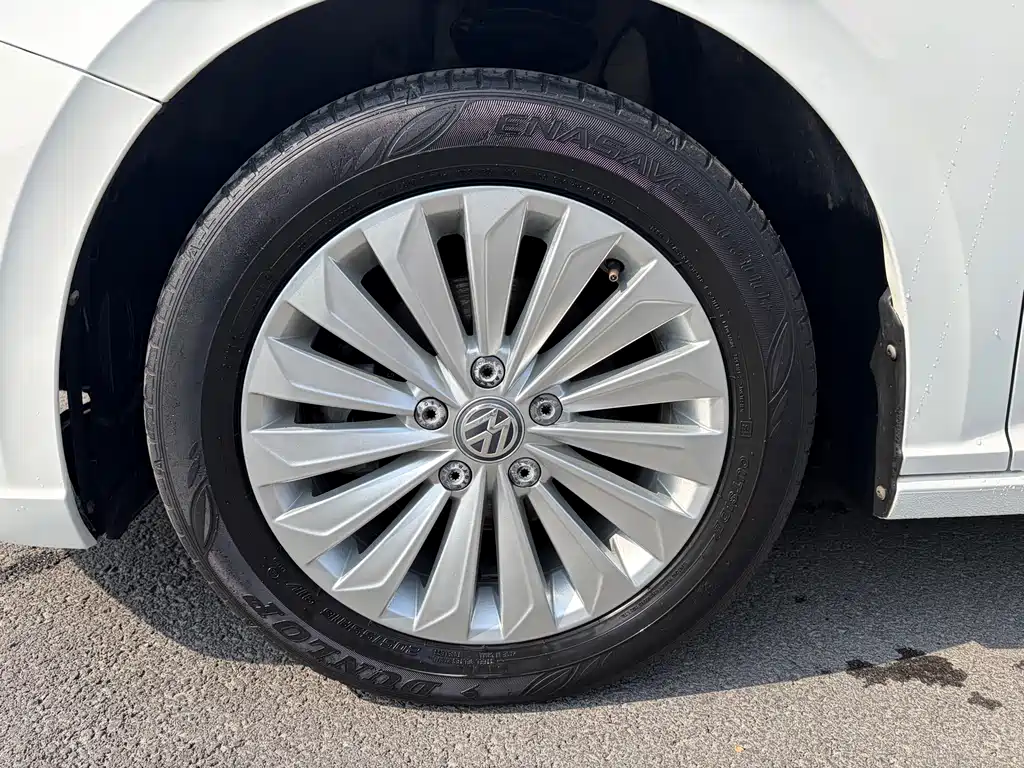 Volkswagen Lavida 2018 1.5L AT Comfort V