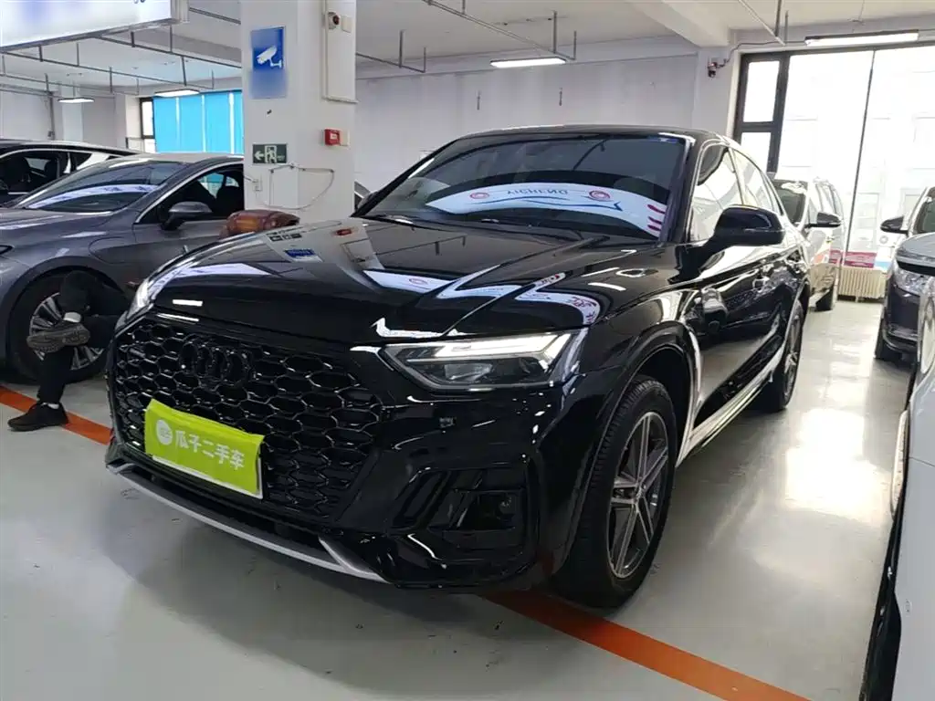 Купить Audi Q5L Sportback