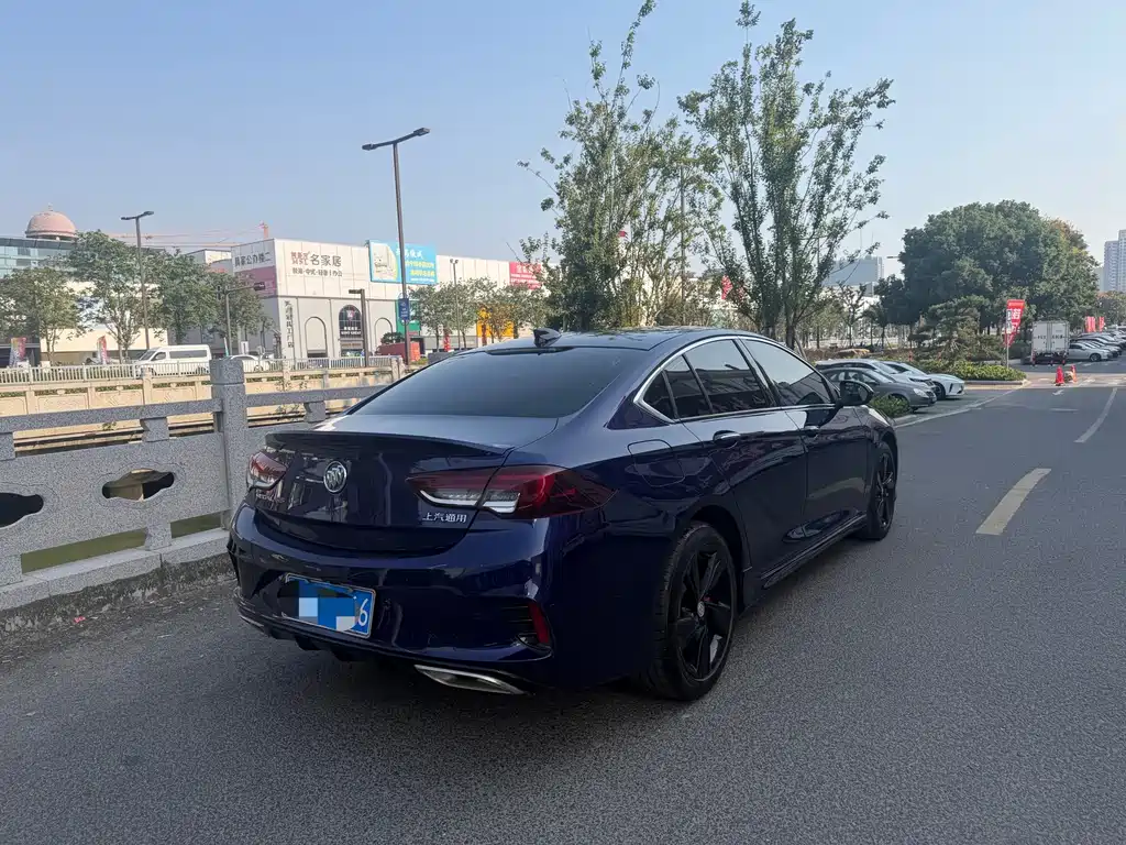 Buick Regal — миниатюра 6