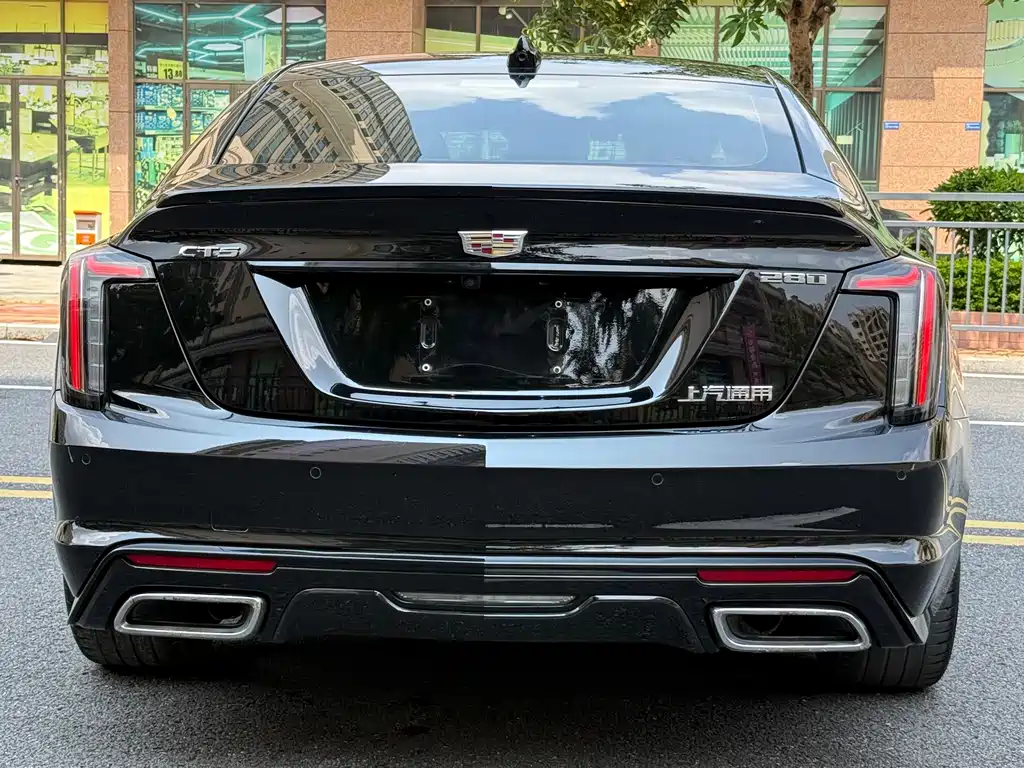 Cadillac CT5 2023 28T