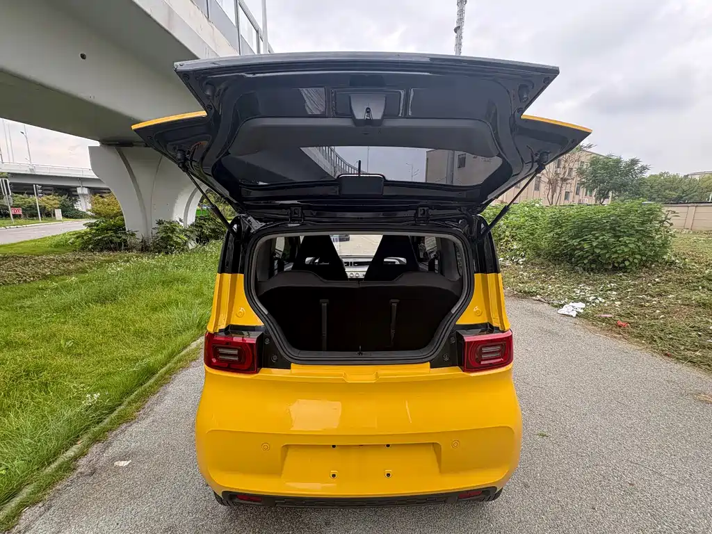 Wuling MINIEV — миниатюра 17