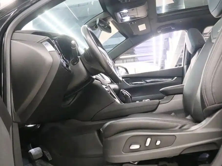 Cadillac XT5 — миниатюра 14