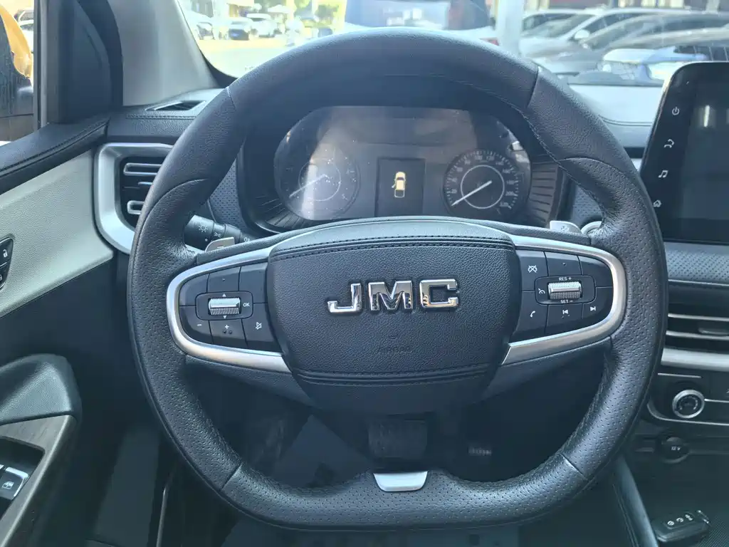 JMC Yuhu 7 — миниатюра 12