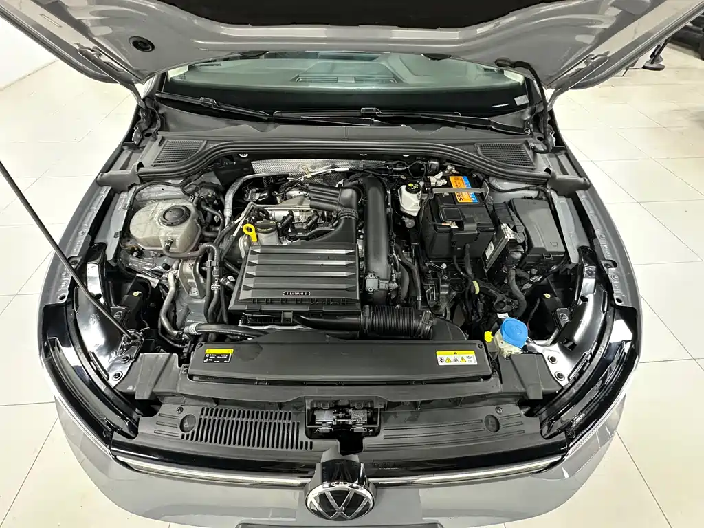 Volkswagen Golf — миниатюра 16