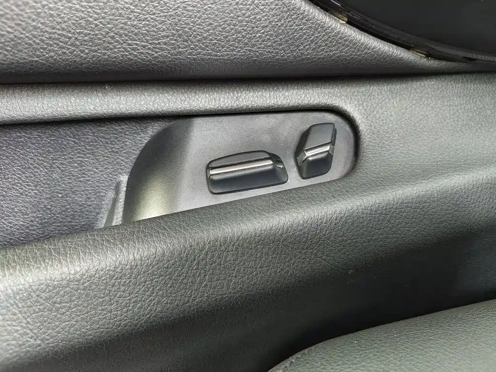 BMW 3 Series — миниатюра 17