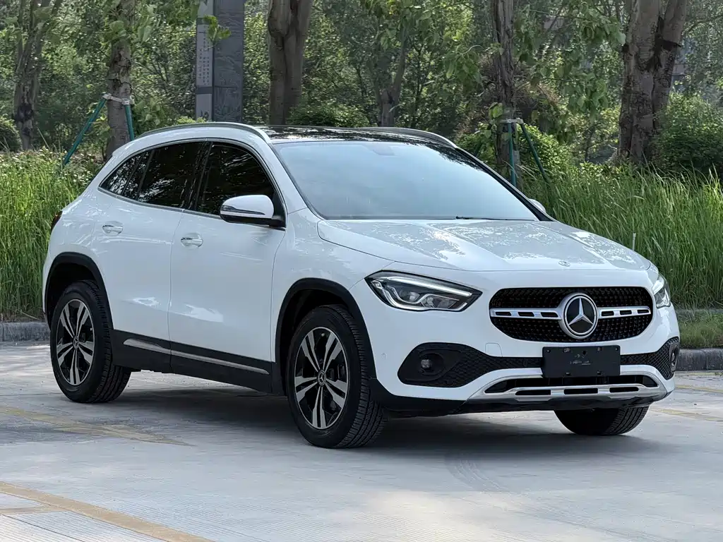 Mercedes-Benz GLA — миниатюра 3