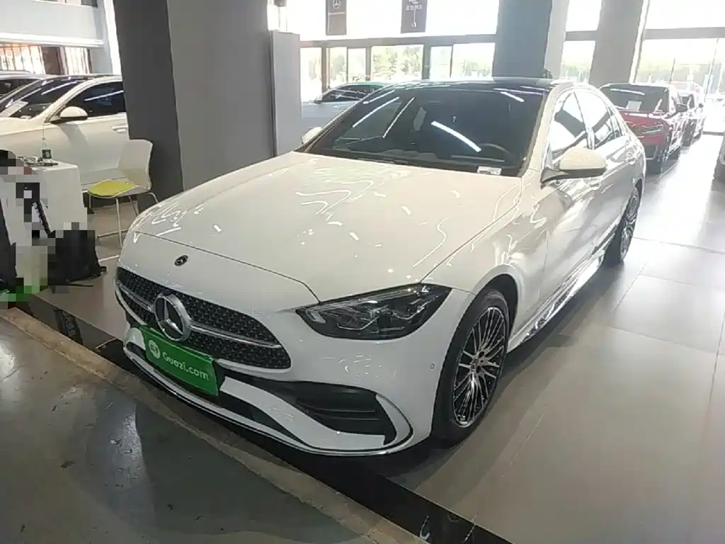 Mercedes-Benz C-Class — миниатюра 2