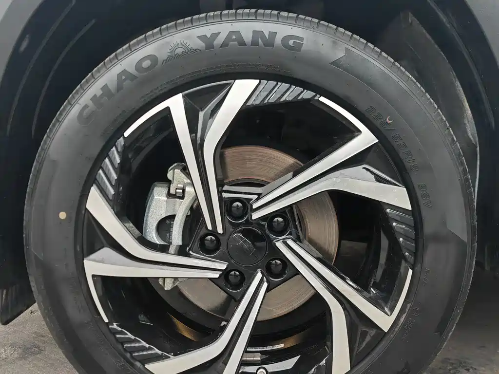 GEELY AUTOMOBILE BOYUE