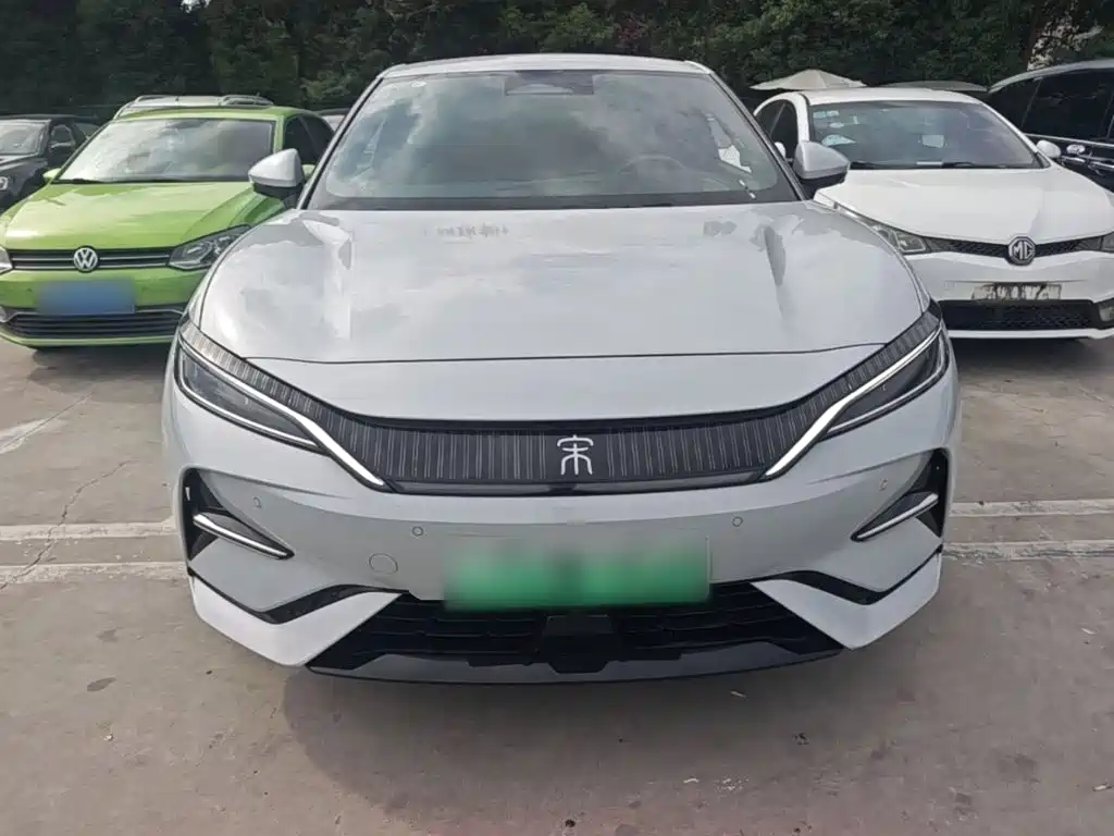 BYD L EV — миниатюра 3