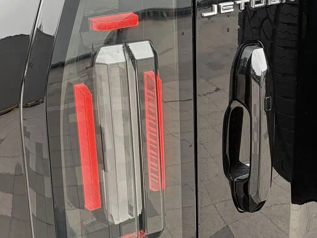Jetour Traveller — миниатюра 17