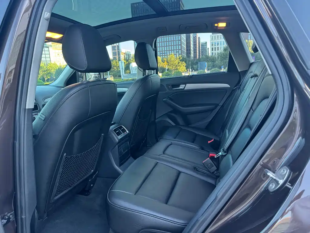 Audi Q5 — миниатюра 13