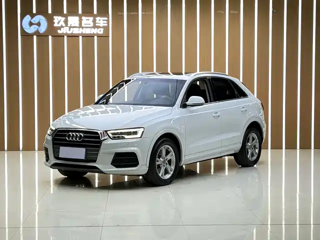 AUDI Q3 2019