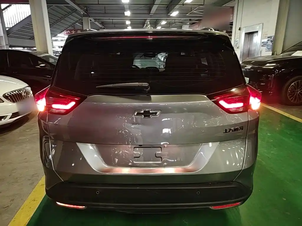 Chevrolet Volando — миниатюра 6