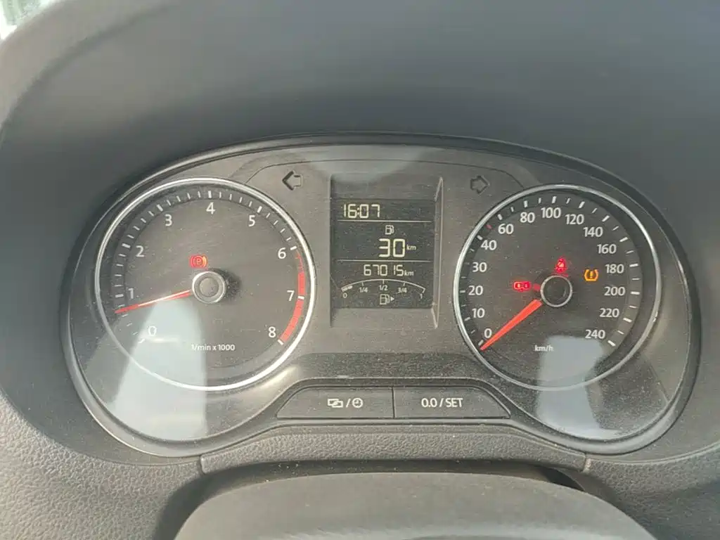 Volkswagen Polo — миниатюра 12