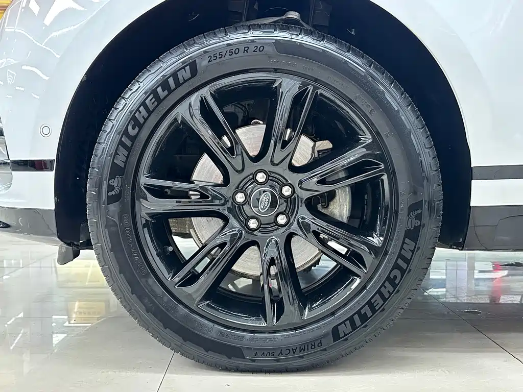 Land Rover Velar — миниатюра 24