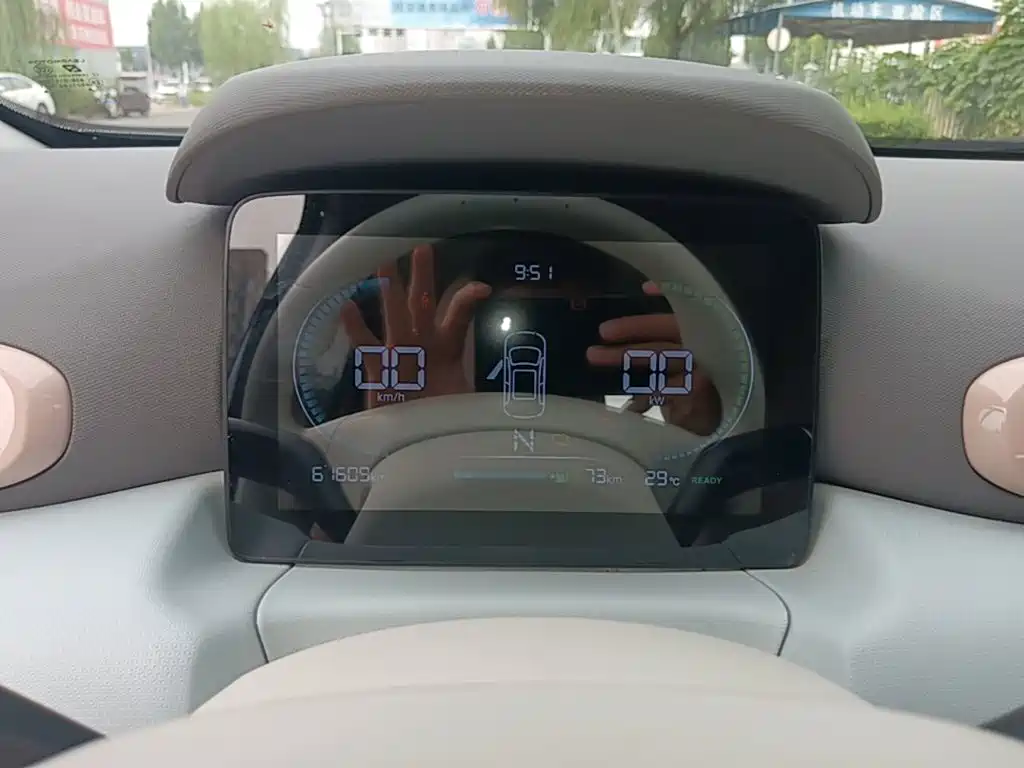 Leapmotor Leapmotor T03 — миниатюра 12