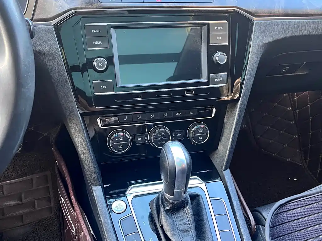 Volkswagen Magotan — миниатюра 8