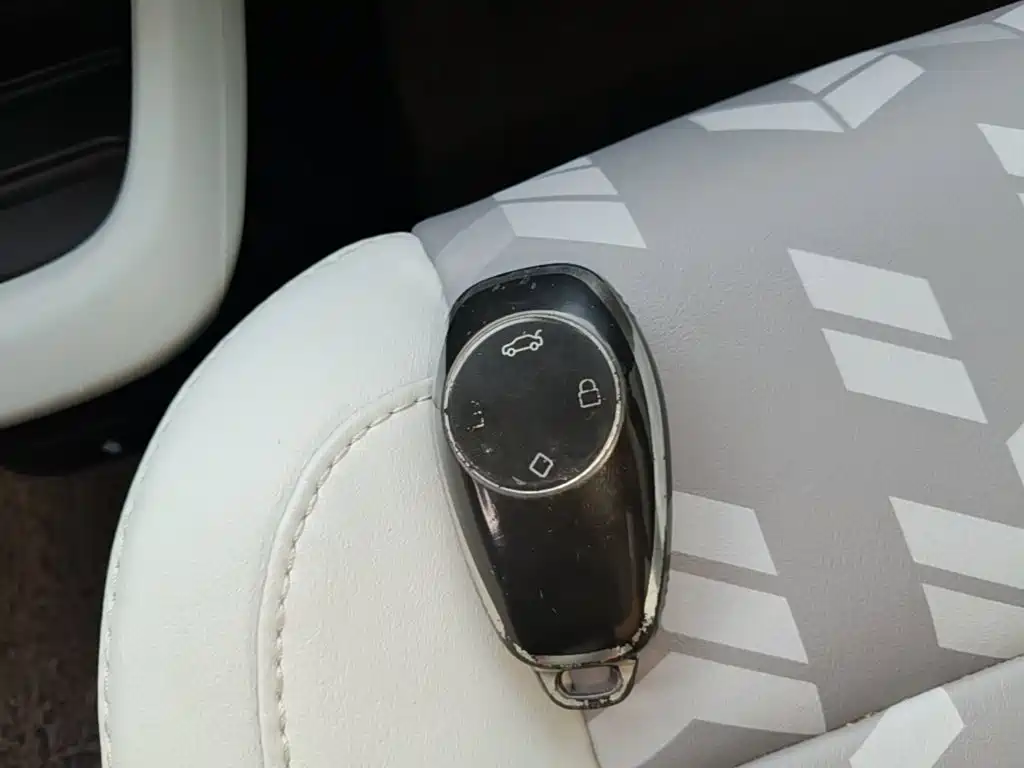 Leapmotor Leapmotor T03 — миниатюра 9