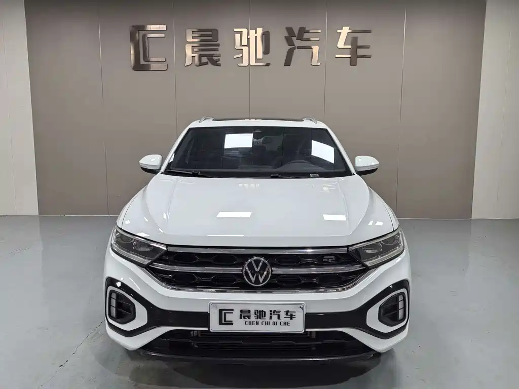 Volkswagen T-Roc — миниатюра 2