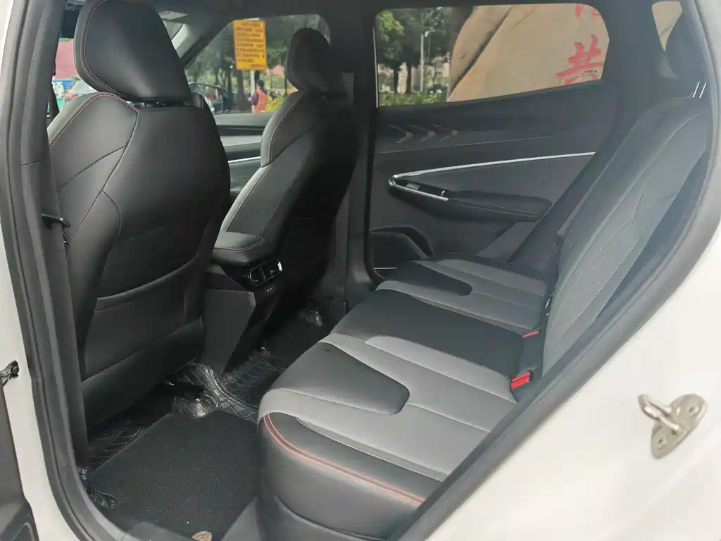 GEELY AUTOMOBILE BOYUE