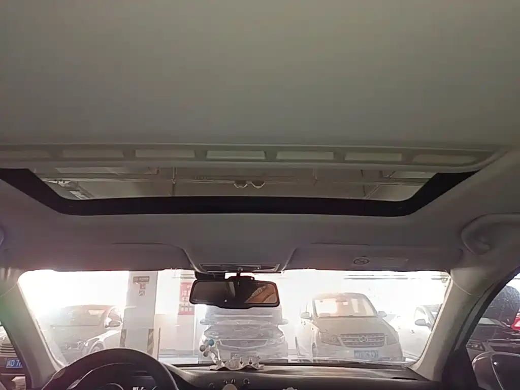Skoda Rapid Spaceback — миниатюра 18